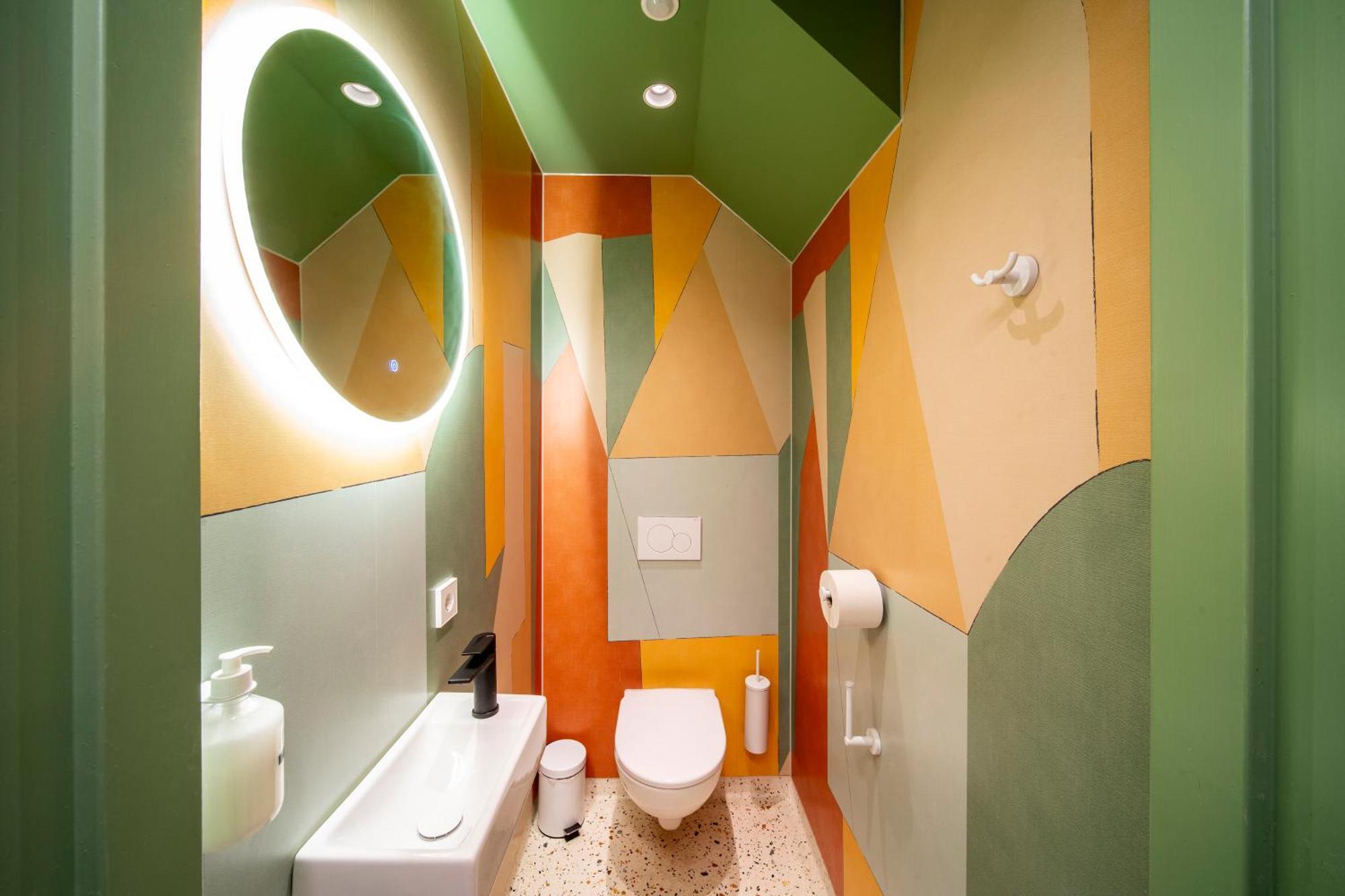 Tourist Inn Hotel Amsterdam Bagian luar foto